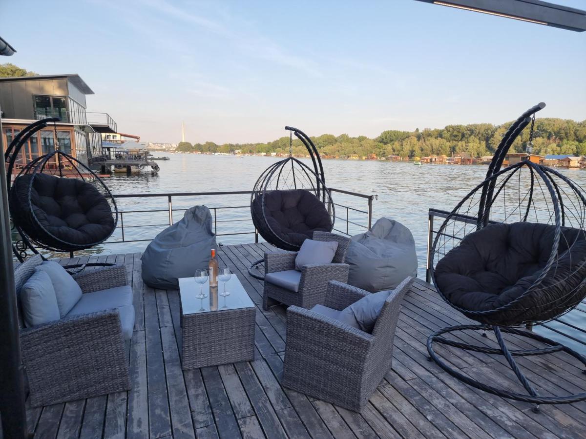 Swan Hotel Belgrád Kültér fotó