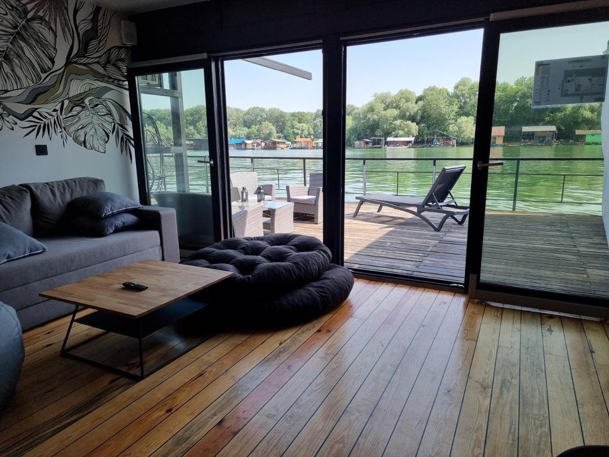 Swan Hotel Belgrád Kültér fotó