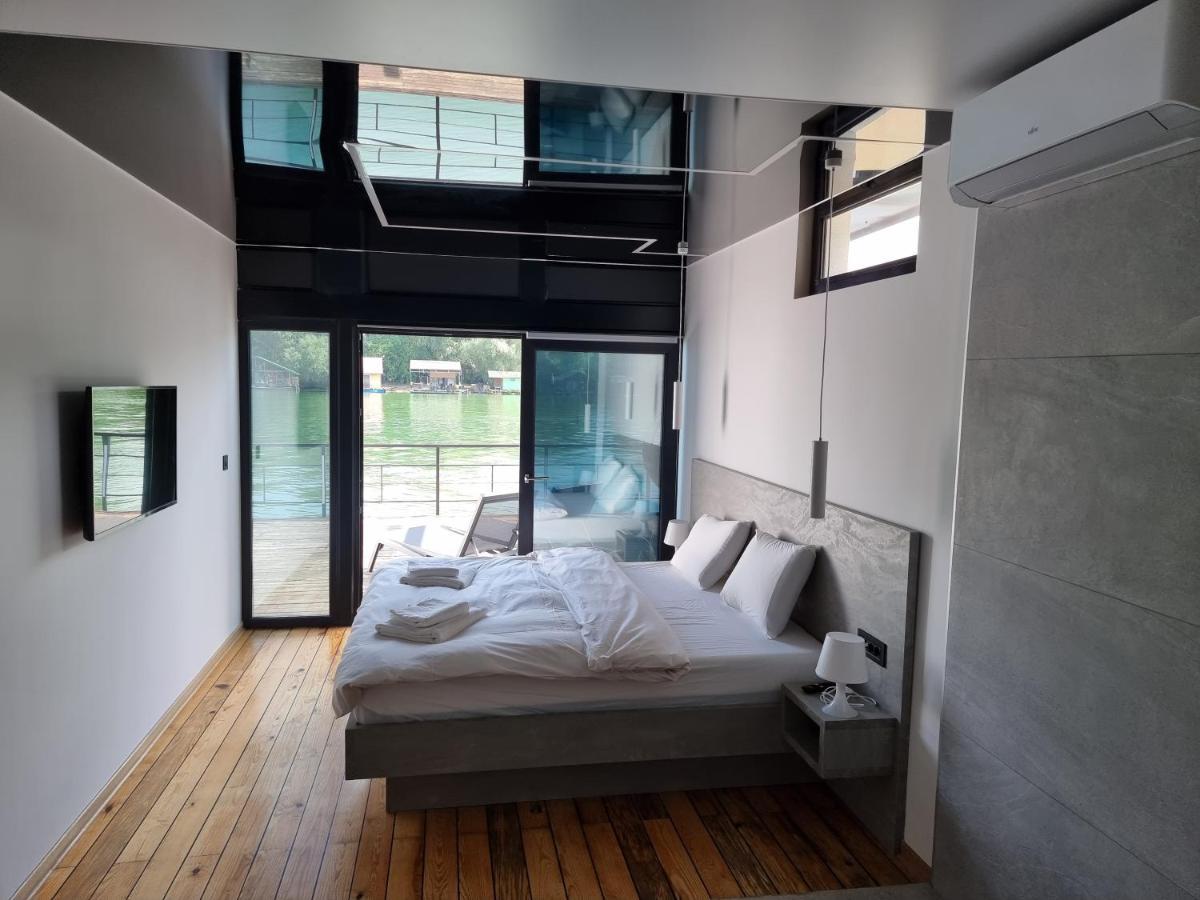 Swan Hotel Belgrád Kültér fotó