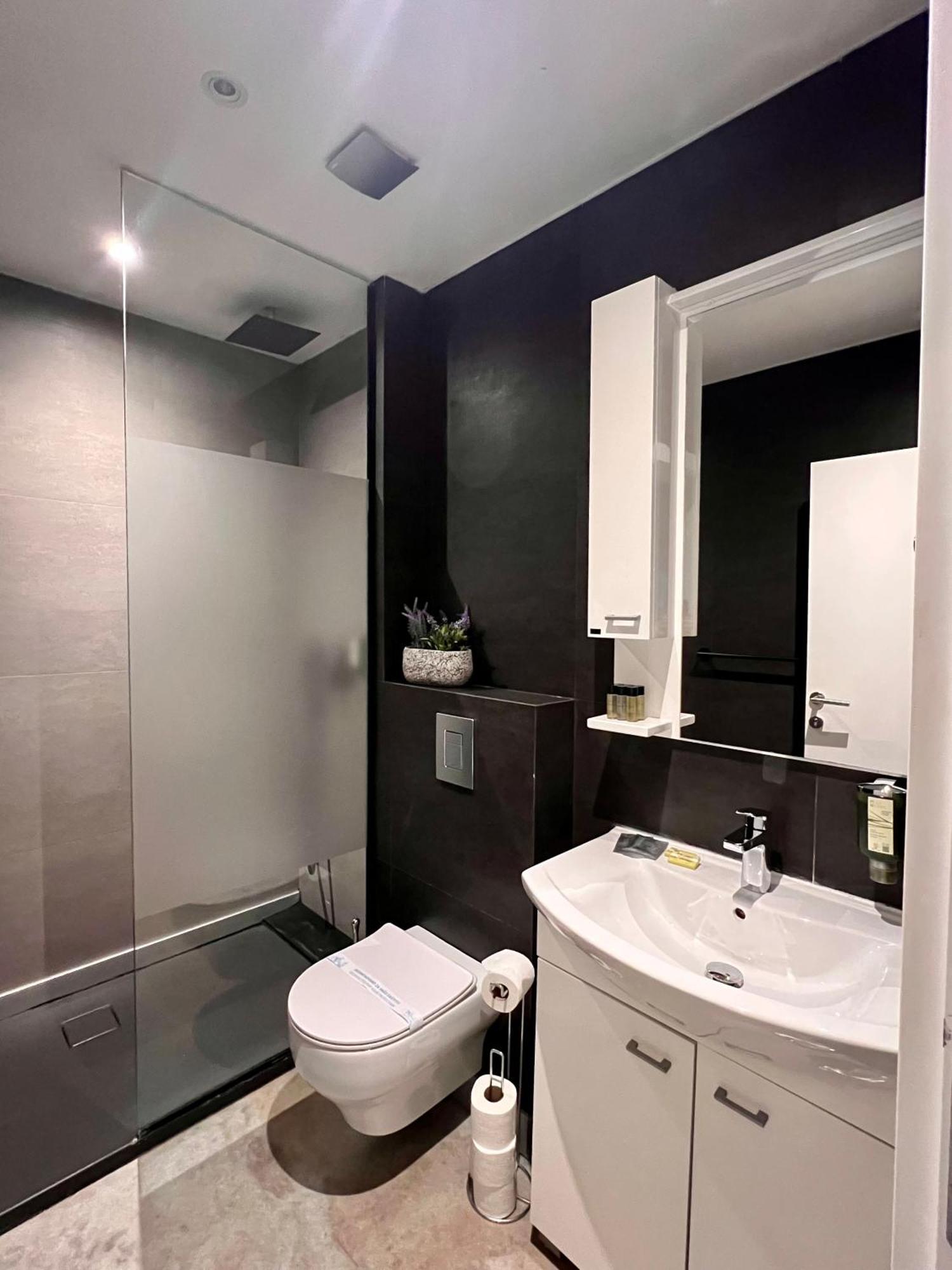 Swan Hotel Belgrád Kültér fotó
