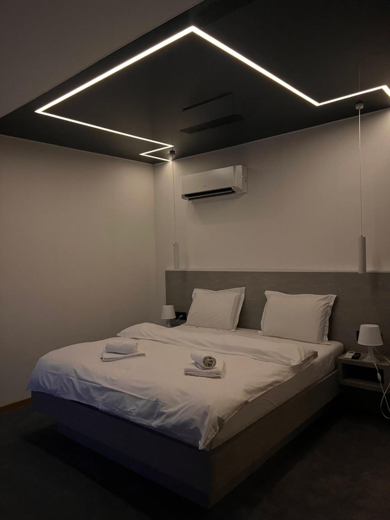 Swan Hotel Belgrád Kültér fotó